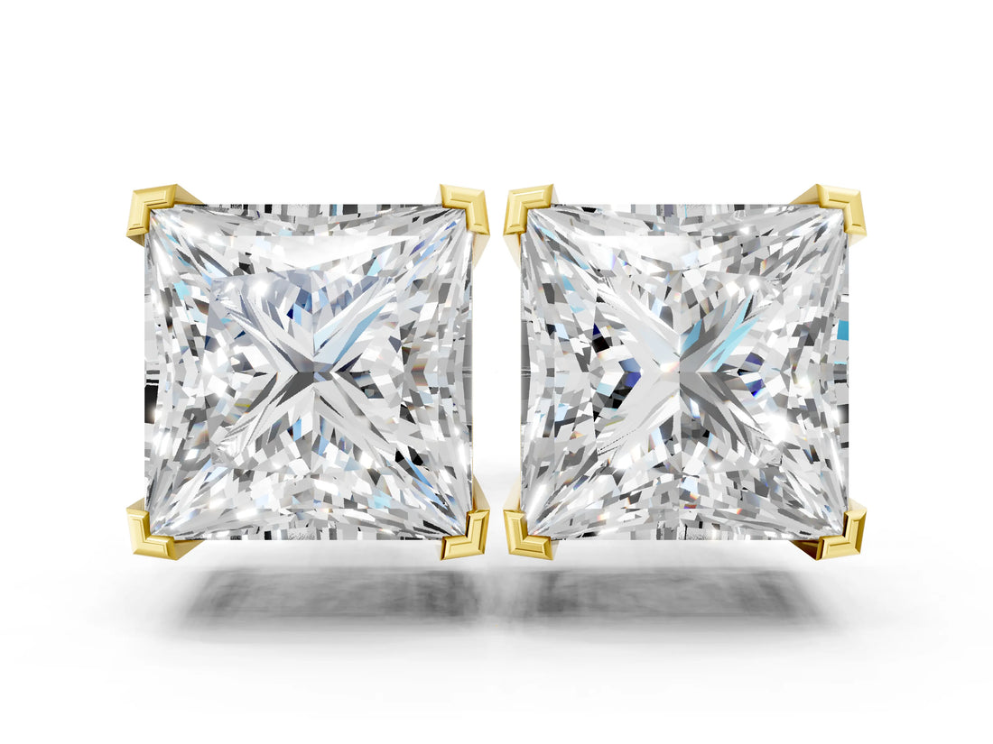 Yellow gold Princess Cut Diamond Stud Earrings_440