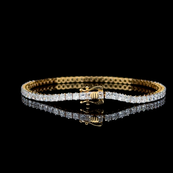 Yellow gold Princess Cut Diamond Tennis Bracelet with Four-Prong Setting