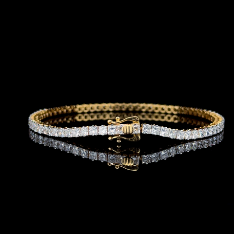 Yellow gold Princess Cut Diamond Tennis Bracelet with Four-Prong Setting 3