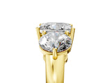 Yellow gold Princess Cut Diamond Three-Stone Ring with Prong Setting and Classic Band_127