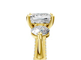 Yellow gold Princess Cut Diamond Three-Stone Ring with Prong Setting and Pavé Band_8