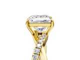 Yellow gold Princess Cut Diamond Twisted Band with Pavé Setting and Four-Prong Setting_35