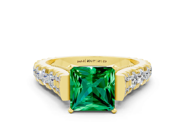 Yellow gold Princess Cut Emerald Classic Solitaire Ring with Pavé Band and Four-Prong Setting