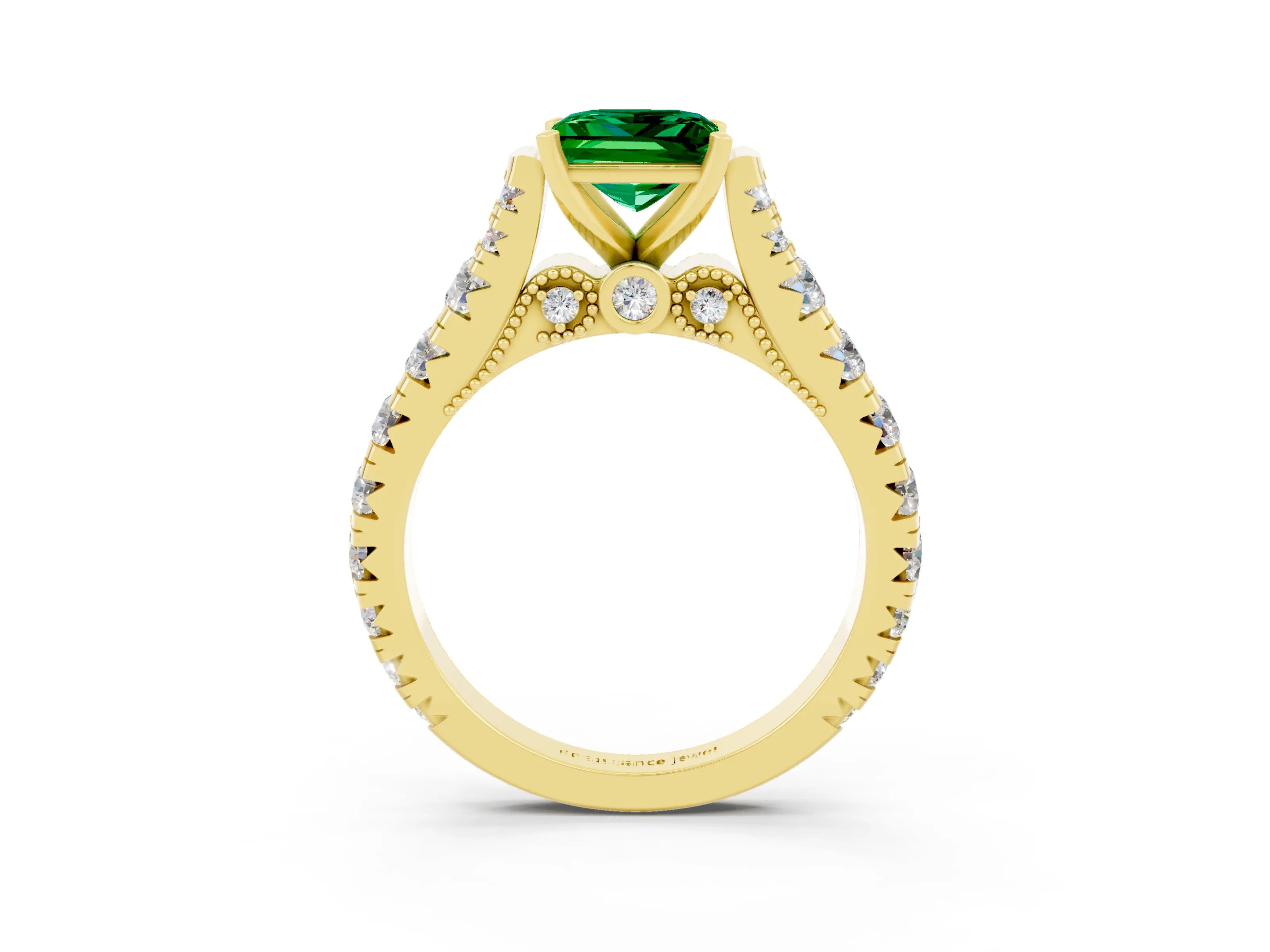 Yellow gold Princess Cut Emerald Classic Solitaire Ring with Pavé Band and Four-Prong Setting_3