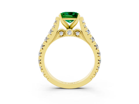 Yellow gold Princess Cut Emerald Classic Solitaire Ring with Pavé Band and Four-Prong Setting_3