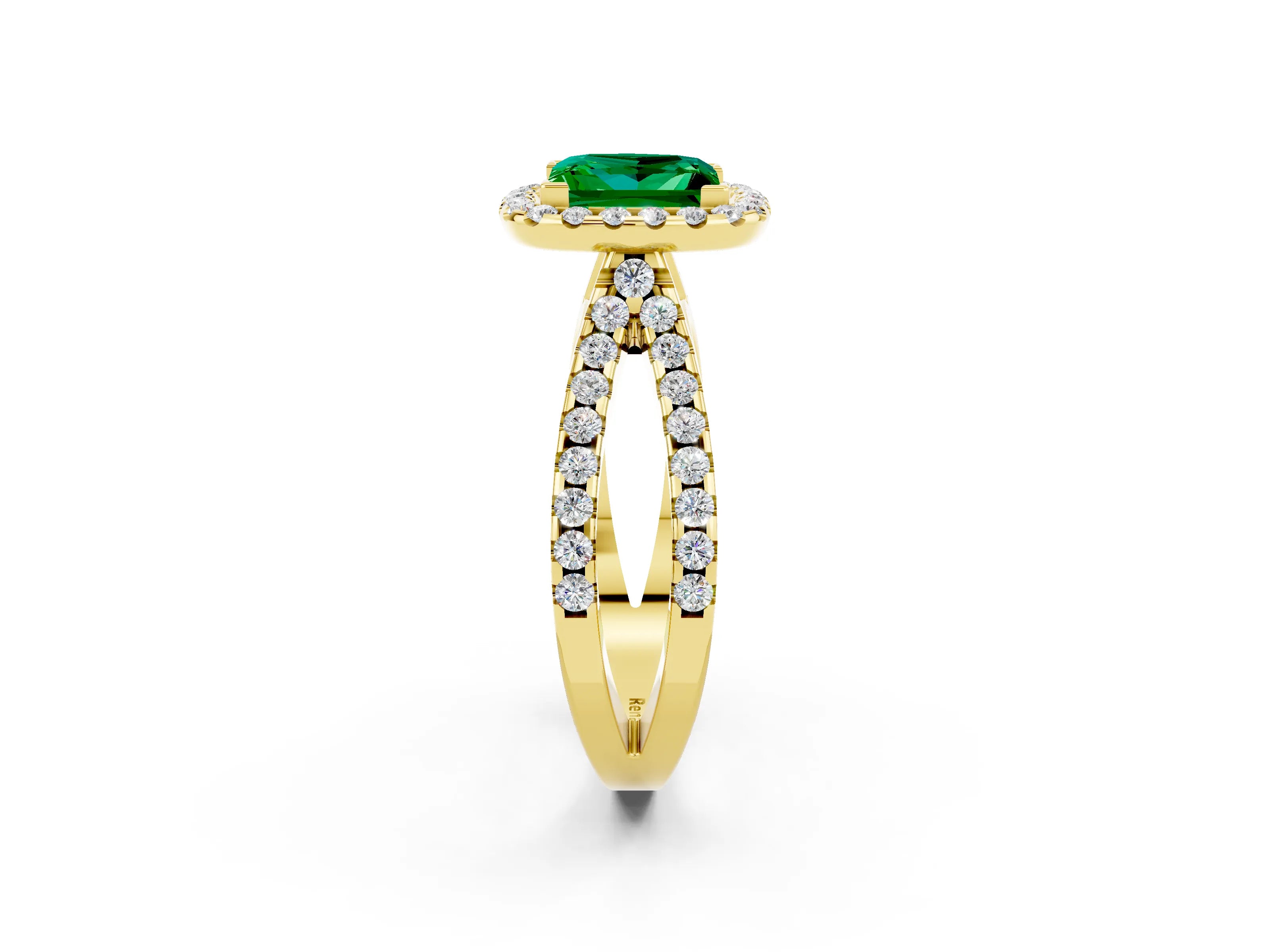 Yellow gold Princess Cut Emerald Halo Ring with Split Shank Pavé Band and Prong Setting_2