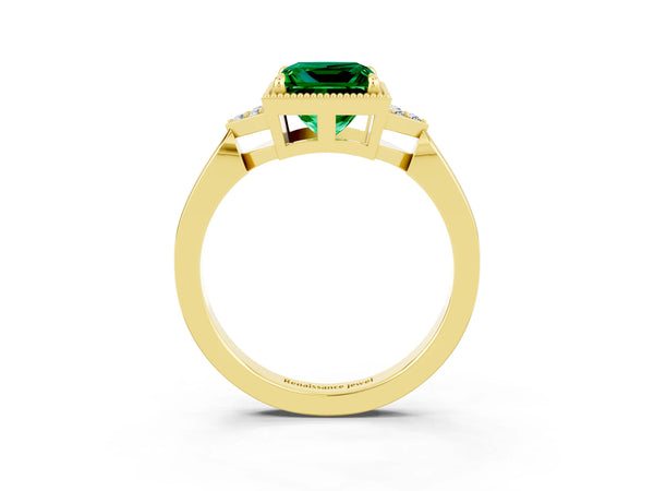 Yellow gold Princess Cut Emerald Halo Ring with Tapered Band and Four-Prong Setting
