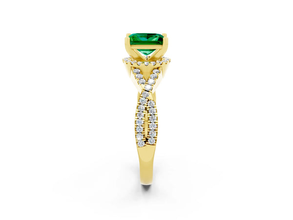 Yellow gold Princess Cut Emerald  Halo Twist Band Solitaire Prong Setting Ring