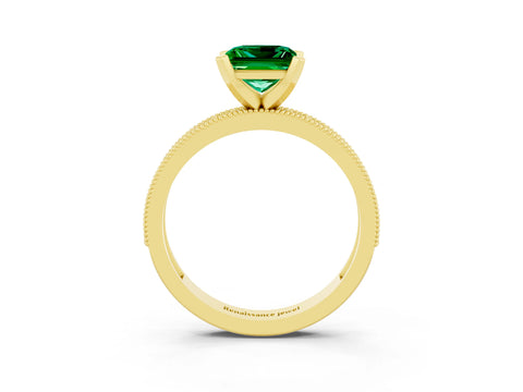 Yellow gold Princess Cut Emerald Milgrain Pavé Engagement Ring with Four-Prong Setting_15