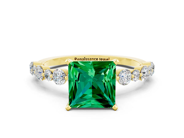Yellow gold Princess Cut Emerald Prong Set Engagement Ring with Pavé Band