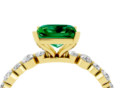 Yellow gold Princess Cut Emerald Prong Set Engagement Ring with Pavé Band_4
