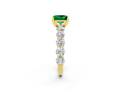 Yellow gold Princess Cut Emerald Prong Setting with Side Stones on a Pave Band_2
