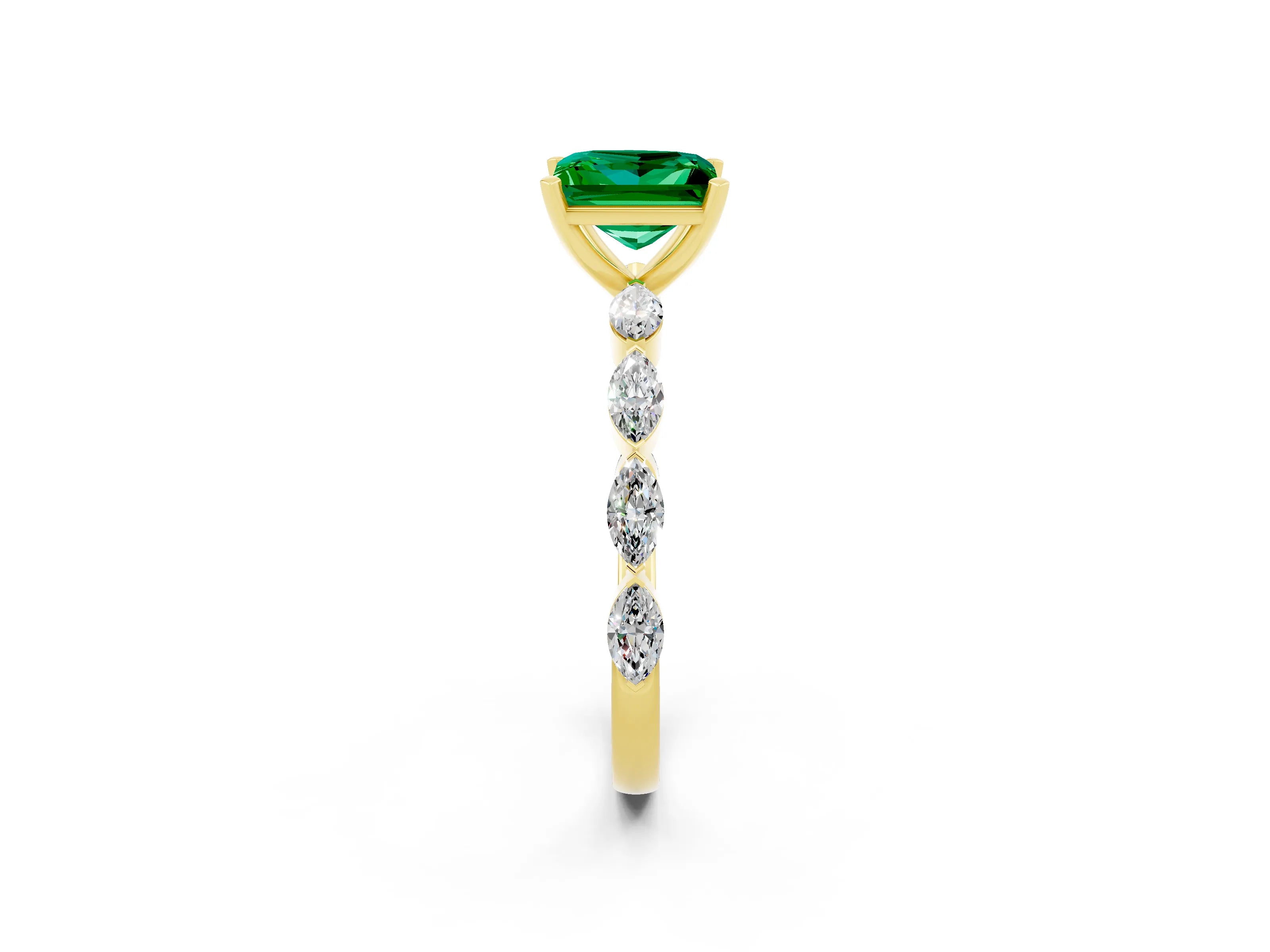 Yellow gold Princess Cut Emerald Ring with Marquise Side Stones and Prong Setting_2