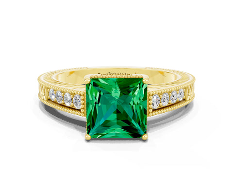 Yellow gold Princess Cut Emerald Ring with Milgrain Pavé Band and Four-Prong Setting_12