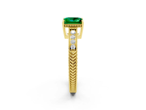 Yellow gold Princess Cut Emerald Ring with Milgrain Pavé Band and Four-Prong Setting