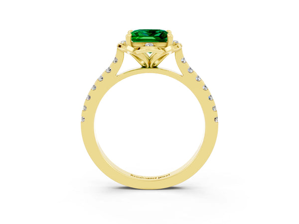 Yellow gold Princess Cut Emerald Ring with Pavé Band and Floral Prong Setting