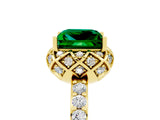 Yellow gold Princess Cut Emerald Scalloped Halo Engagement Ring with Round Shared Prong Band_17