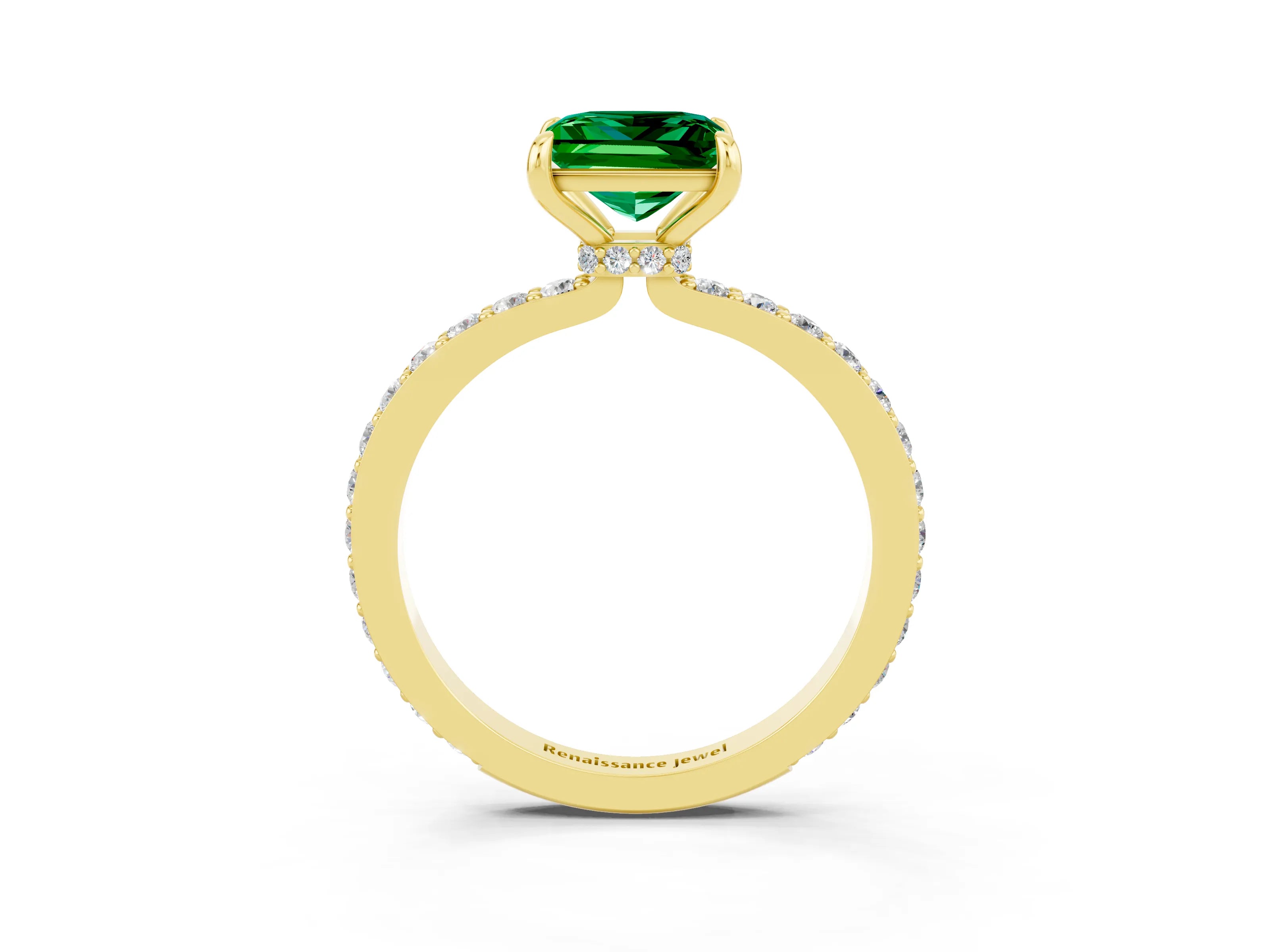 Yellow gold Princess Cut Emerald Solitaire Engagement Ring with Pavé Band and Four-Prong Setting_3