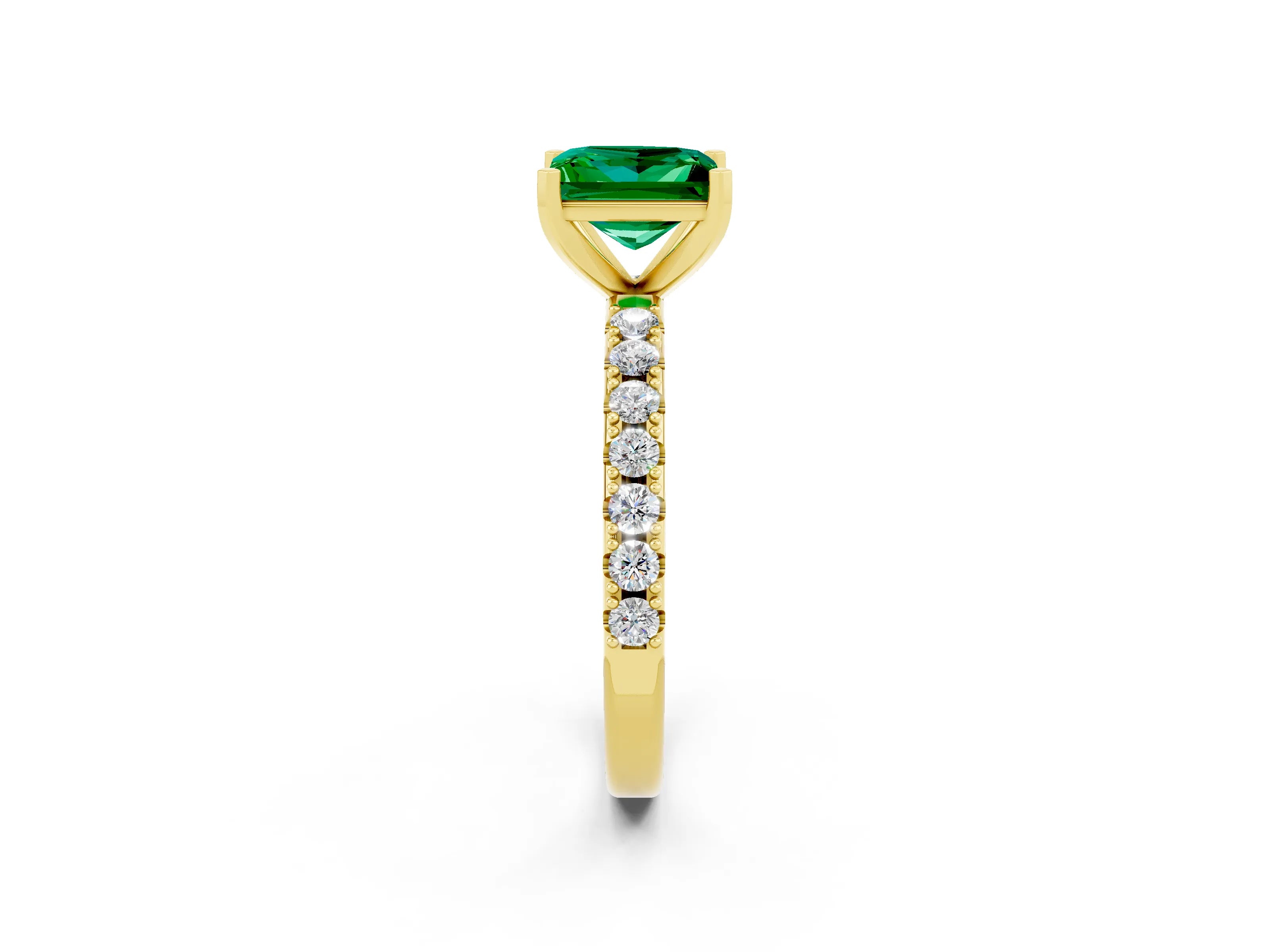 Yellow gold Princess Cut Emerald Solitaire Pavé Band with Four-Prong Setting_2