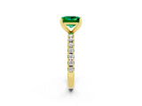 Yellow gold Princess Cut Emerald Solitaire Pavé Band with Four-Prong Setting_2