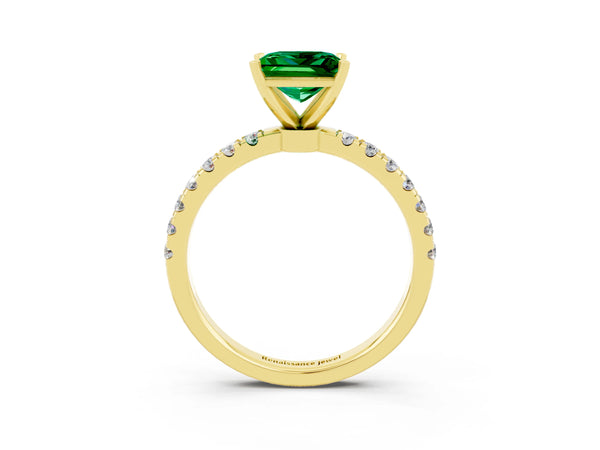 Yellow gold Princess Cut Emerald Solitaire Ring with Pavé Accents and Four-Prong Setting