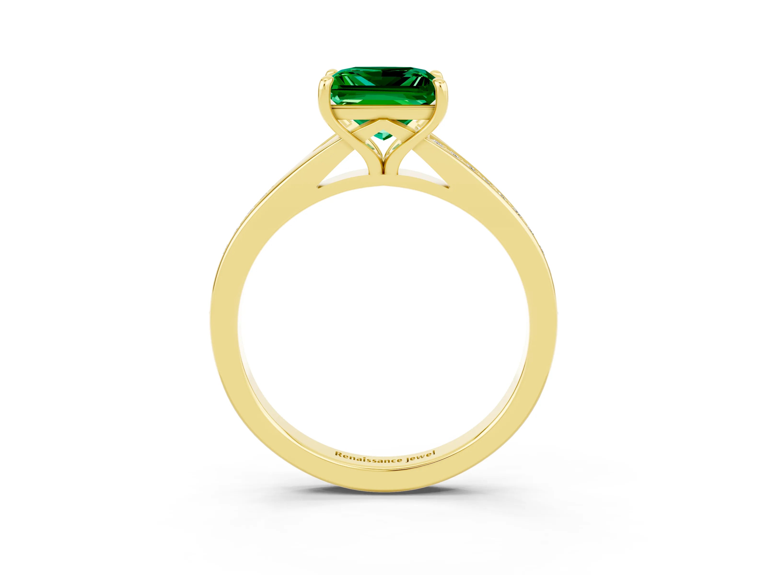 Yellow gold Princess Cut Emerald Solitaire Ring with Pavé Band and Prong Setting_3
