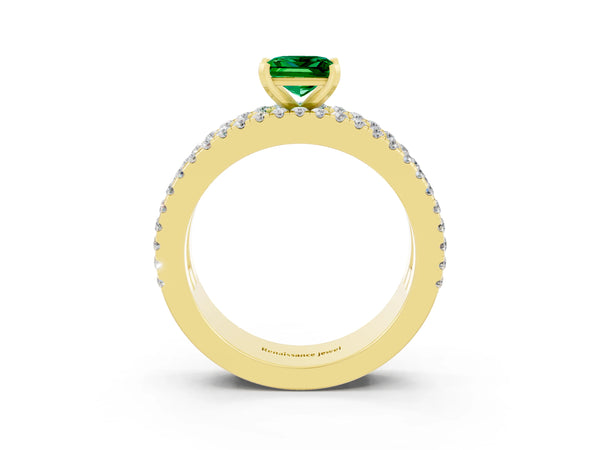 Yellow gold Princess Cut Emerald Solitaire Ring with Pavé and Channel Set Band