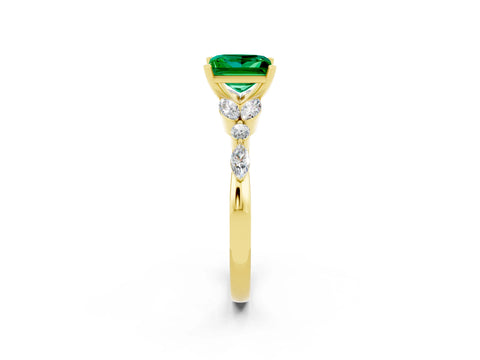 Yellow gold Princess Cut Emerald Solitaire Ring with Side Stones and Four-Prong Setting_14
