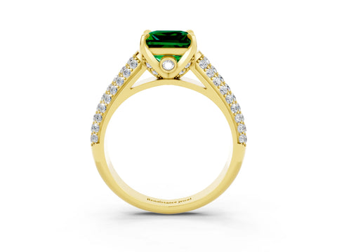 Yellow gold Princess Cut Emerald Solitaire Ring with Three-Row Pavé Band and Four-Prong Setting_15