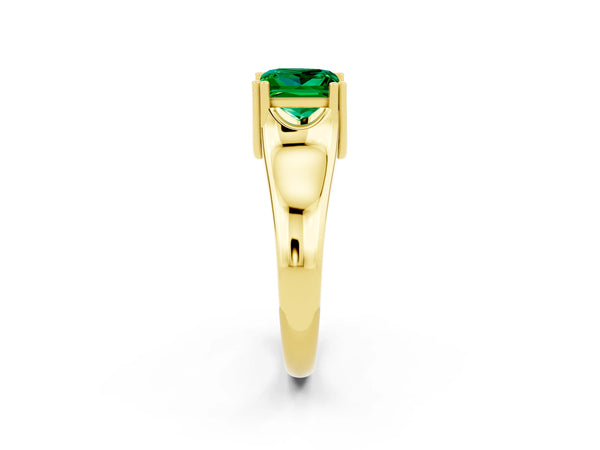 Yellow gold Princess Cut Emerald Solitaire Ring with Wide Band and Prong Setting