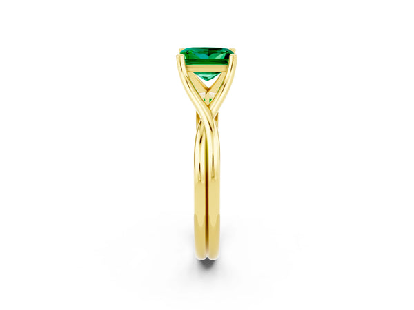 Yellow gold Princess Cut Emerald Solitaire Twist Band Prong Setting Ring