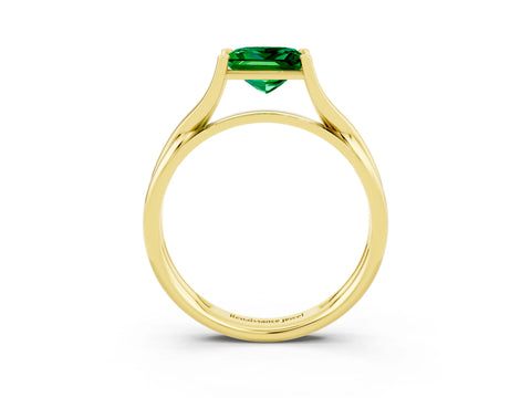 Yellow gold Princess Cut Emerald Solitaire Twist Band Prong Setting Ring_62
