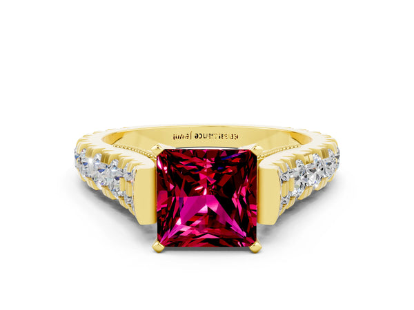 Yellow gold Princess Cut Garnet Classic Solitaire Ring with Pavé Band and Four-Prong Setting