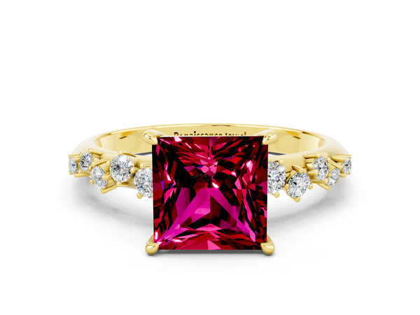 Yellow gold Princess Cut Garnet Cluster Side Stone Solitaire Ring with Prong Setting