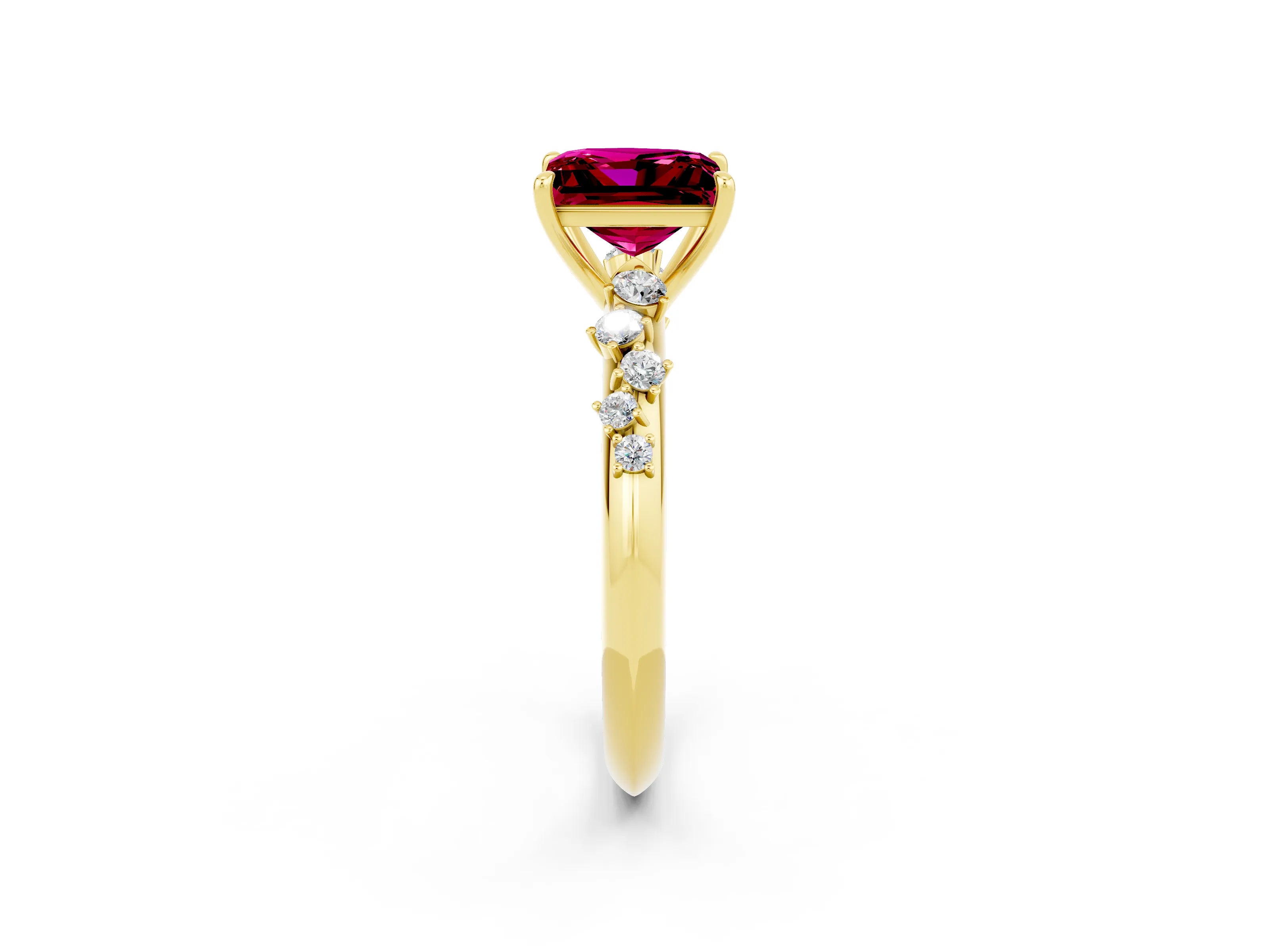 Yellow gold Princess Cut Garnet Cluster Side Stone Solitaire Ring with Prong Setting_26