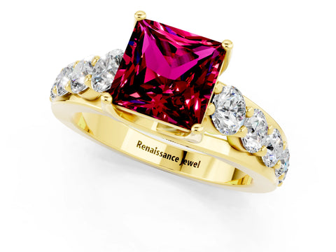 Yellow gold Princess Cut Garnet Engagement Ring with Pavé Band and Four-Prong Setting_1