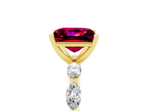 Yellow gold Princess Cut Garnet Ring with Marquise Side Stones and Prong Setting_5