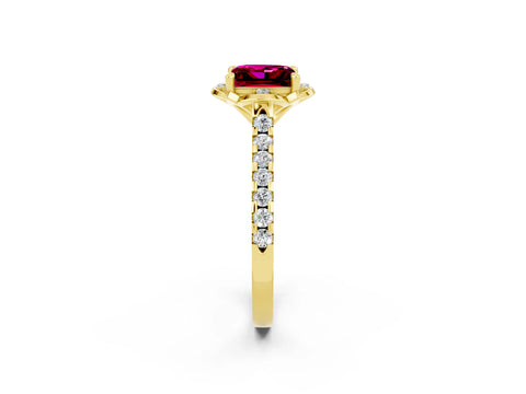 Yellow gold Princess Cut Garnet Ring with Pavé Band and Floral Prong Setting_2