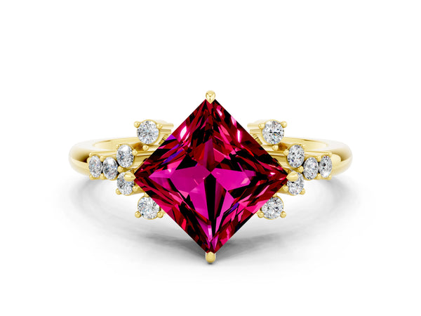 Yellow gold Princess Cut Garnet Ring with Side Stones and Four-Prong Setting