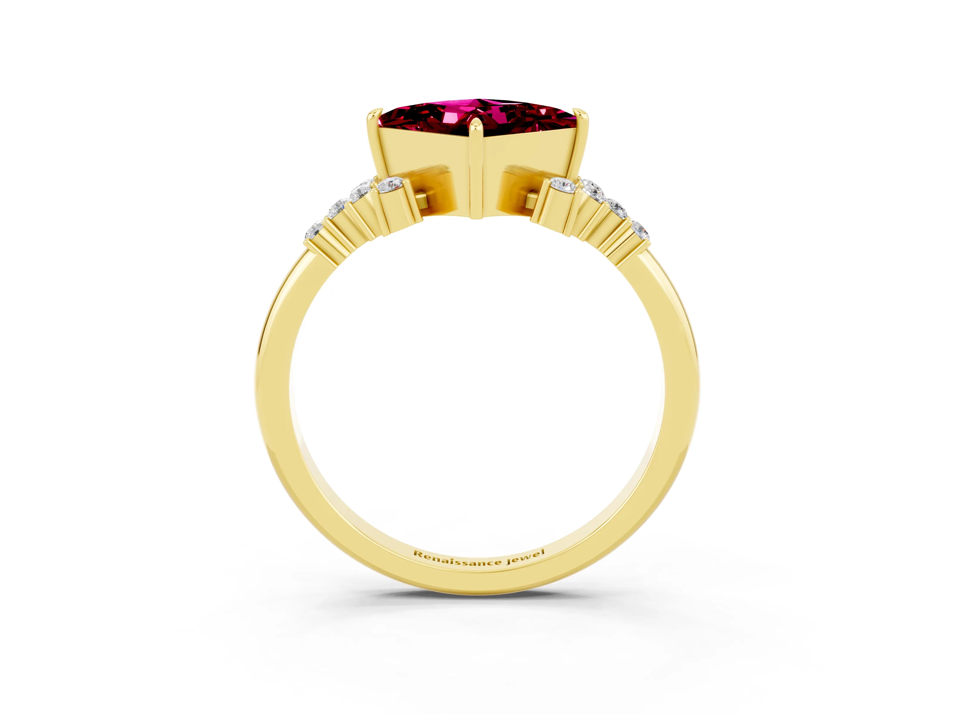 Yellow gold Princess Cut Garnet Ring with Side Stones and Four-Prong Setting_40