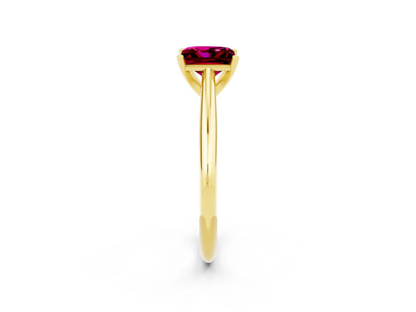Yellow gold Princess Cut Garnet Solitaire Engagement Ring with Cathedral Setting and Four-Prong Mount