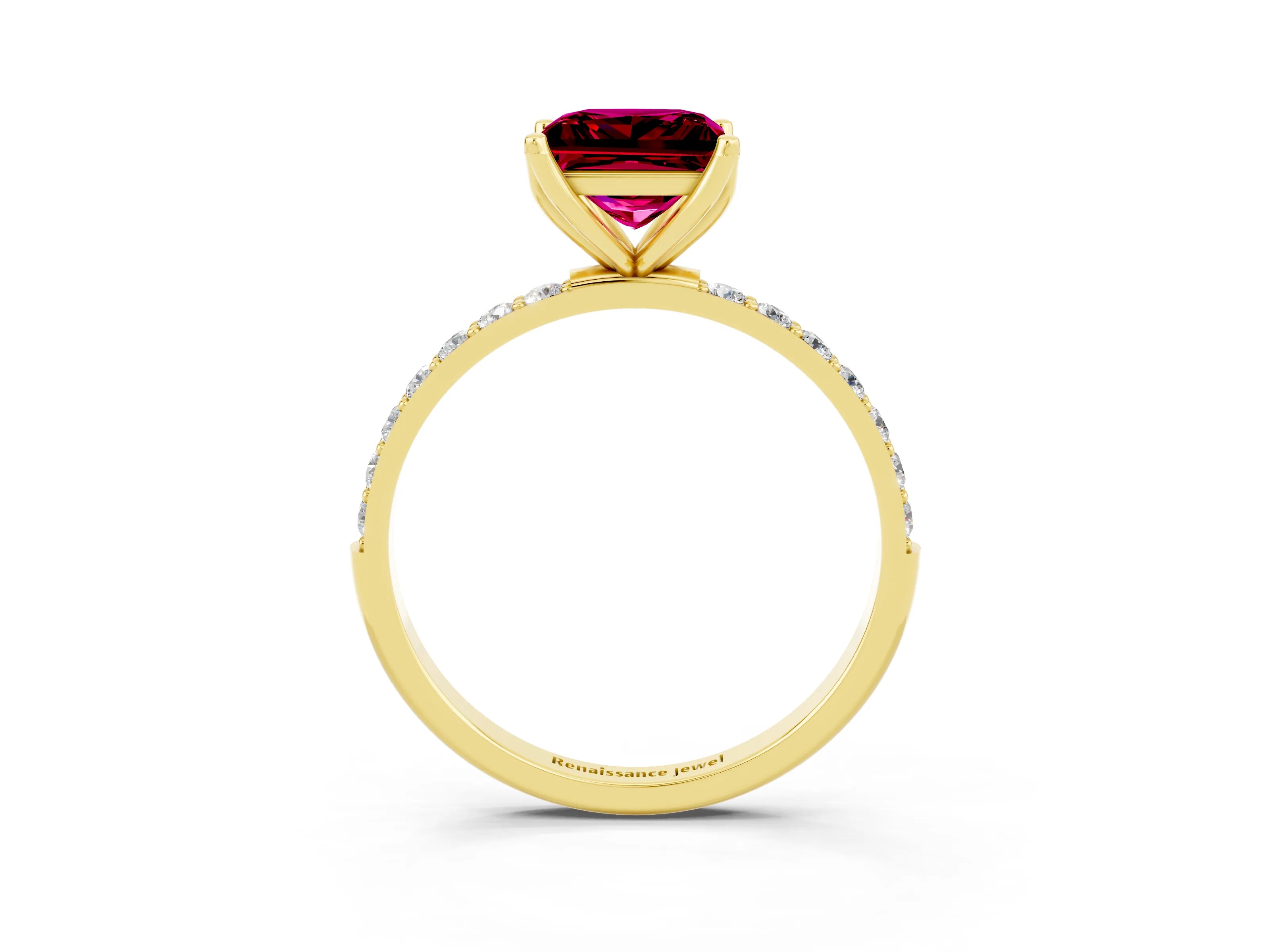 Yellow gold Princess Cut Garnet Solitaire Engagement Ring with Pavé Band and Prong Setting_3