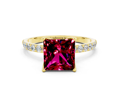 Yellow gold Princess Cut Garnet Solitaire Engagement Ring with Pavé Band and Prong Setting