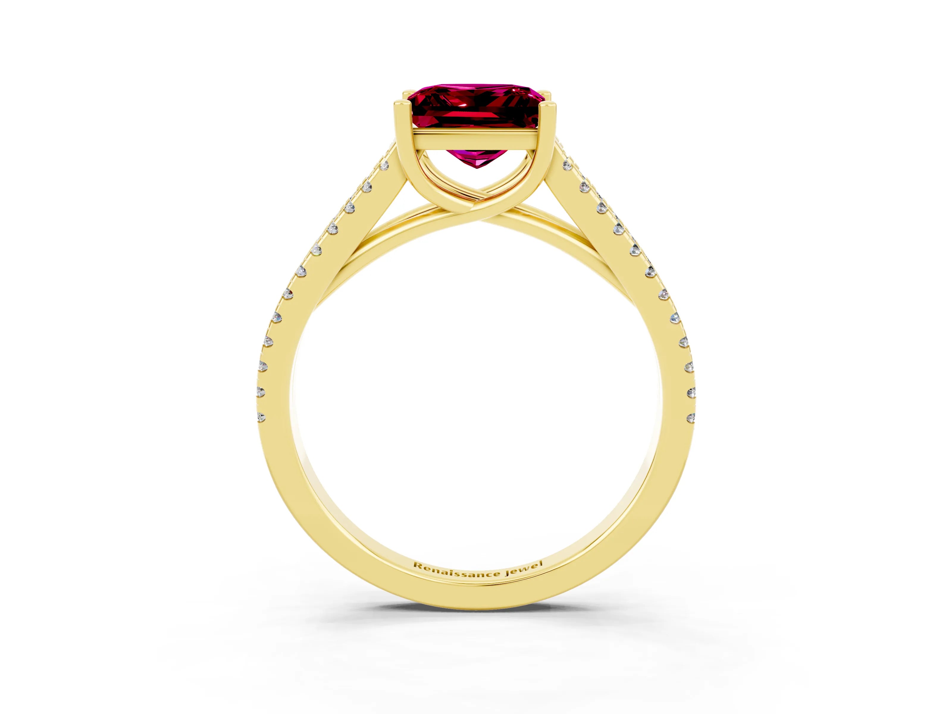 Yellow gold Princess Cut Garnet Solitaire Engagement Ring with Split Shank Pavé Band_3