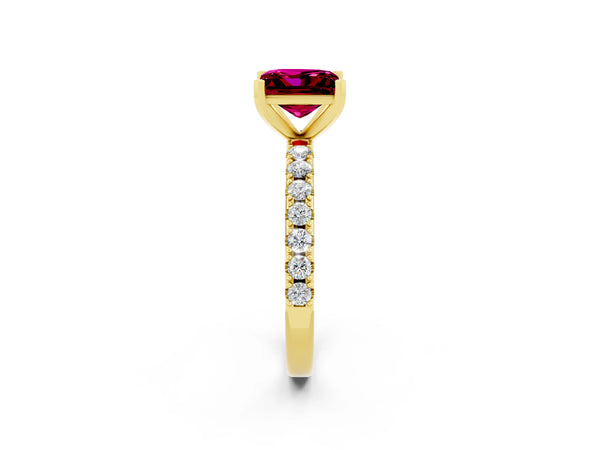Yellow gold Princess Cut Garnet Solitaire Pavé Band with Four-Prong Setting