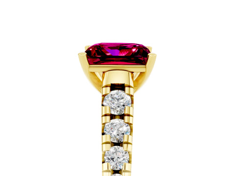 Yellow gold Princess Cut Garnet Solitaire Ring with Cathedral Setting and Pavé Band_5