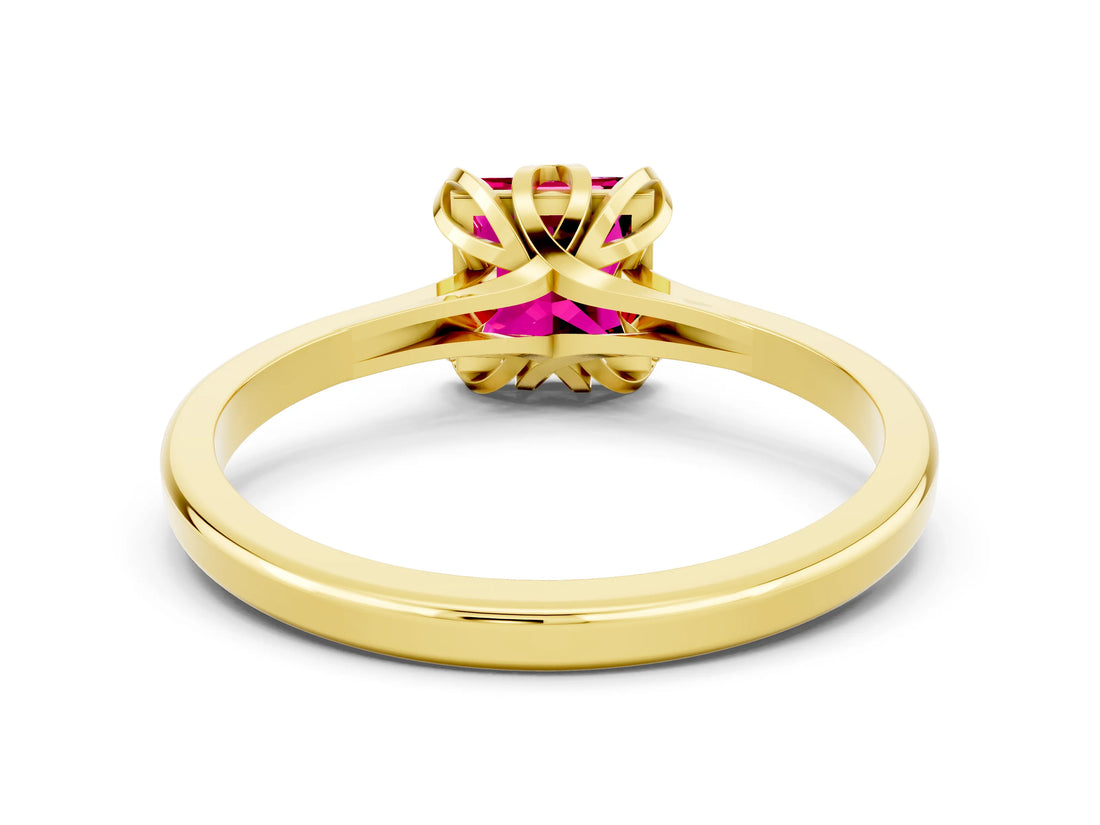 Yellow gold Princess Cut Garnet Solitaire Ring with Flower Prong Setting and Classic Band_12
