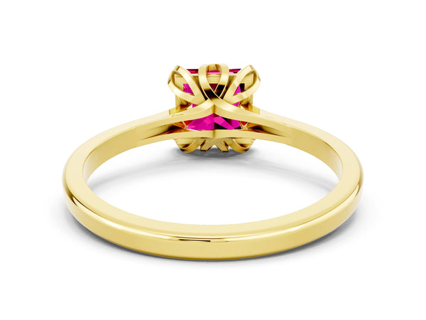 Yellow gold Princess Cut Garnet Solitaire Ring with Flower Prong Setting and Classic Band