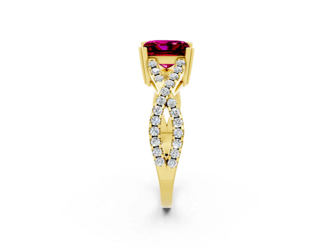 Yellow gold Princess Cut Garnet Solitaire Ring with Four-Prong Setting and Twisted Pavé Band_2