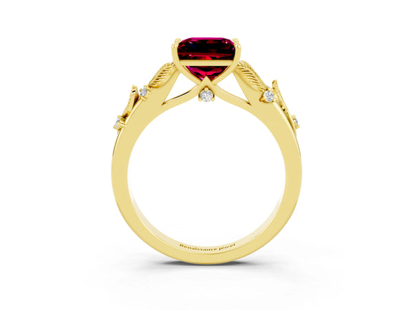 Yellow gold Princess Cut Garnet Solitaire Ring with Leaf Motif Band and Four-Prong Setting